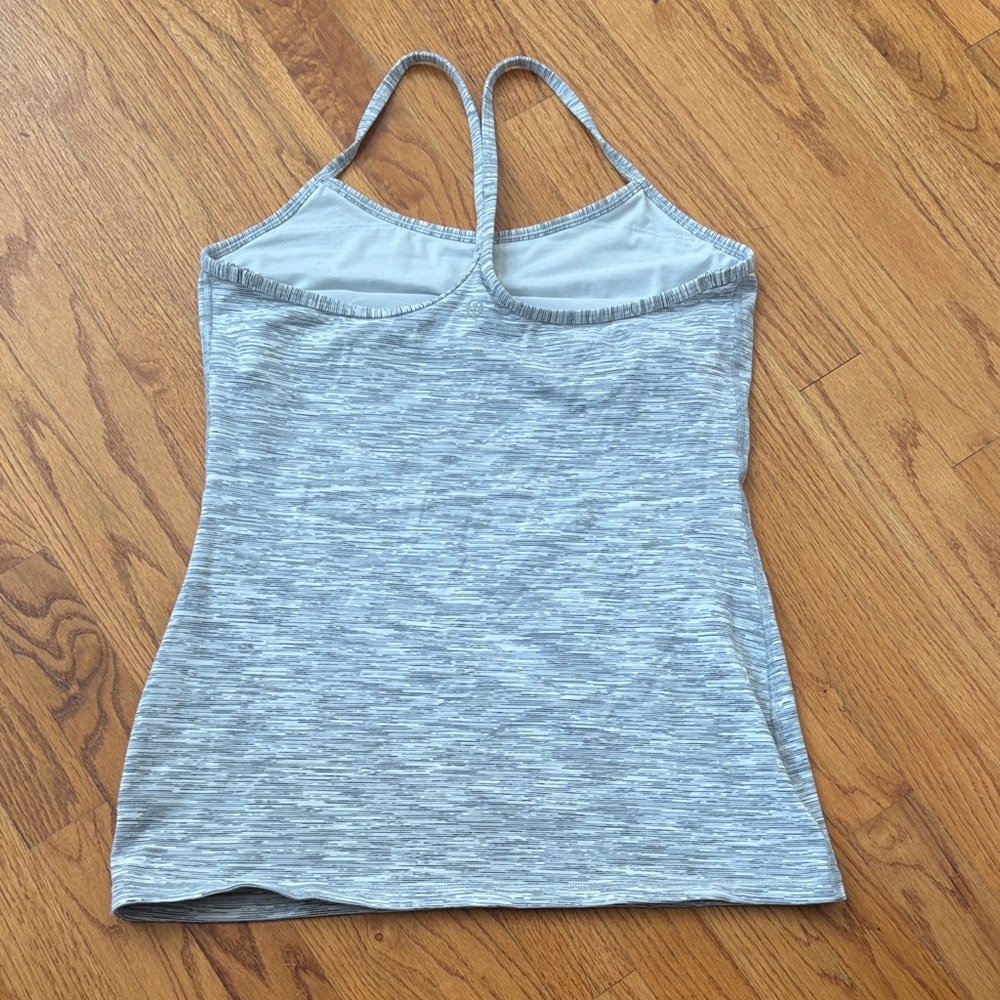 Lululemon Power Y Heather Gray Tank Top with shelf bra 10